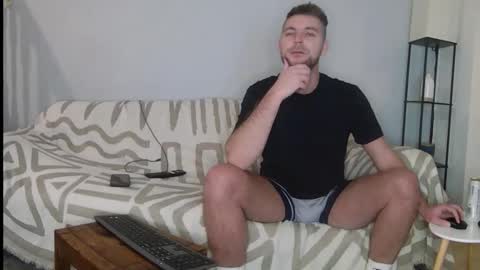 Snapshot of englishladxxx chatting on 10-09-25, 10:19 Englishladxxx online show from 10-09-25, 10:19