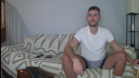 Snapshot of englishladxxx chatting on 10-12-25, 11:37 Englishladxxx online show from 10-12-25, 11:37