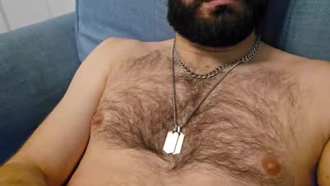 Snapshot of englishphatcock chatting on 12-20-25, 01:12 Happy online show from 12-20-25, 01:12