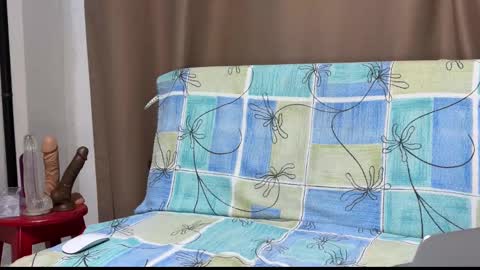 Snapshot of enjoythetrip chatting on 01-09-25, 12:46 Luke online show from 01-09-25, 12:46