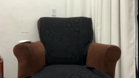 Snapshot of enjoythetrip chatting on 01-18-25, 02:36 Luke online show from 01-18-25, 02:36