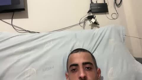 Snapshot of enjoythetrip chatting on 11-23-25, 02:22 Luke online show from 11-23-25, 02:22