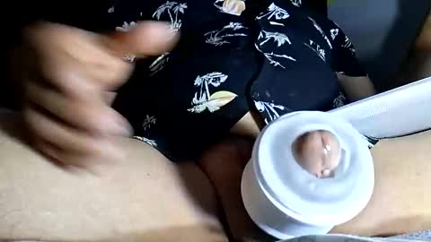 Snapshot of enri1212 chatting on 11-18-25, 06:34 enri1212 online show from 11-18-25, 06:34