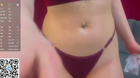 Snapshot of enricaelis chatting on 05-19-26, 01:56 Sani online show from 05-19-26, 01:56