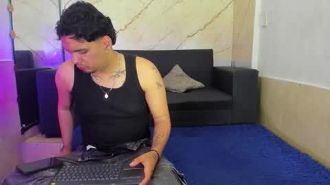 enrique online show from 09-15-25, 12:38