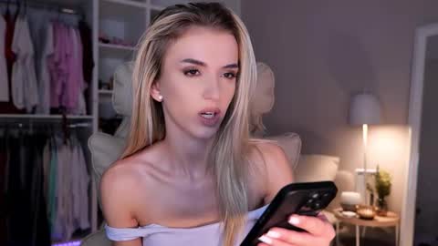 entya online show from 10-09-25, 06:11