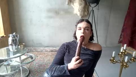 enyaswallowing online show from 02-21-26, 12:17