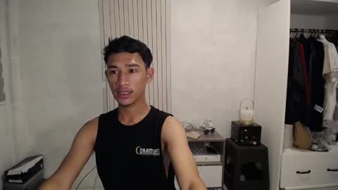 Snapshot of enzinoxx2024 chatting on 06-10-26, 10:14 enzo online show from 06-10-26, 10:14