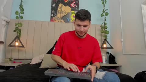 ENZO online show from 10-27-25, 03:49