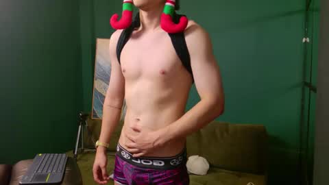 enzo_steel online show from 12-23-25, 05:49