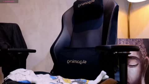 enzo_steel online show from 02-07-26, 08:23