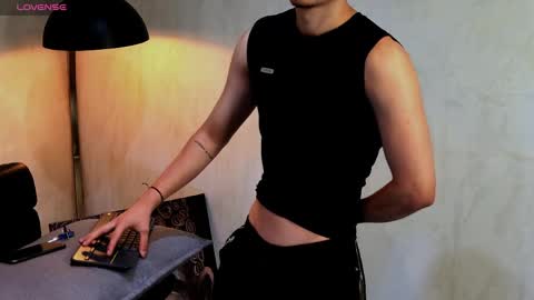 enzo_steel online show from 06-02-26, 06:04
