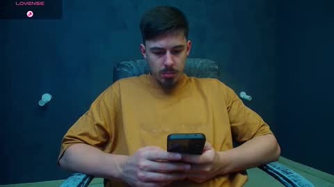 EnzoRace online show from 11-18-25, 05:34