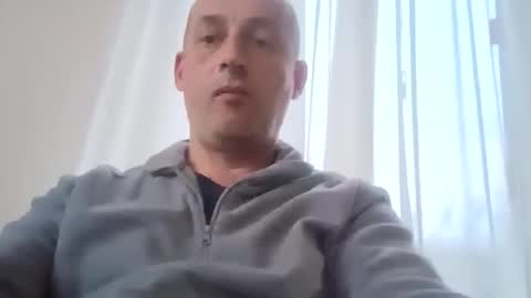 epu17 online show from 10-12-25, 03:33