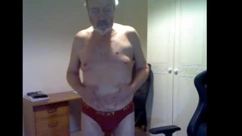 erasmus_d online show from 01-08-26, 05:37