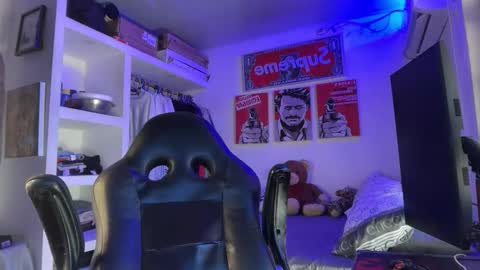 Tht BOSS Eren online show from 03-14-26, 08:25