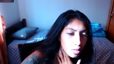 Snapshot of eren_mikasa chatting on 11-10-25, 08:19 sofia online show from 11-10-25, 08:19