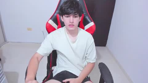 eren_tatakae online show from 01-09-26, 06:21