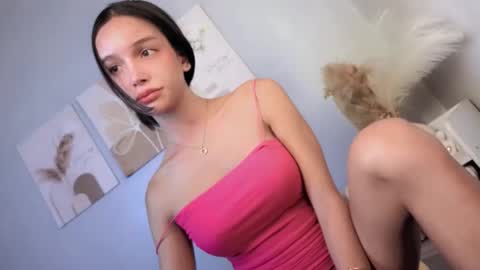 Elisa online show from 04-24-26, 06:05