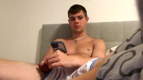 Snapshot of eric123754216 chatting on 06-21-26, 01:03 eric123754216 online show from 06-21-26, 01:03