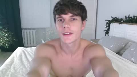 Eric Crush online show from 12-21-25, 06:31