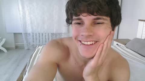 Eric Crush online show from 06-09-26, 04:02