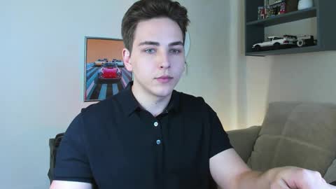 Snapshot of eric_ether chatting on 10-12-25, 05:45 Eric online show from 10-12-25, 05:45