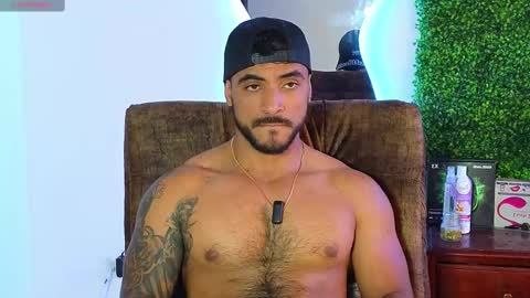 Snapshot of eric_harrison1 chatting on 02-15-25, 07:39 Brayan online show from 02-15-25, 07:39