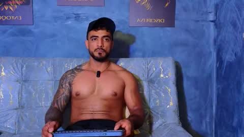 Snapshot of eric_harrison1 chatting on 10-10-25, 02:10 Brayan online show from 10-10-25, 02:10