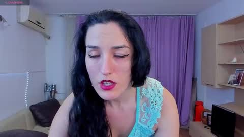 Erika online show from 02-09-25, 07:49