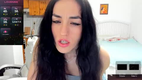 Snapshot of ericabunny chatting on 05-14-26, 09:43 Erika online show from 05-14-26, 09:43