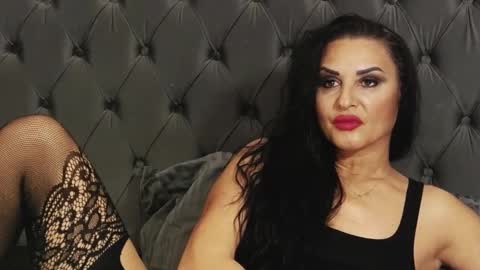 Erica online show from 12-02-24, 10:12