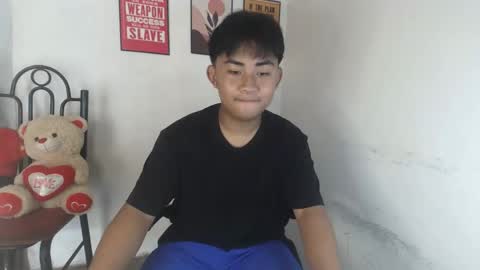 erick_cummer30 online show from 04-19-26, 02:44