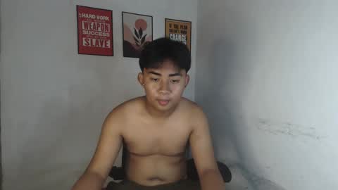 erick_cummer30 online show from 04-21-26, 12:12