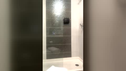 EricSwainn online show from 04-18-26, 07:58