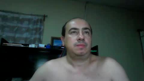 erik1781 online show from 06-11-26, 05:16