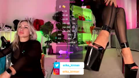 Snapshot of erika_kirman chatting on 09-12-25, 12:49 Erika      online show from 09-12-25, 12:49