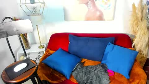 E R I K A  - L  Y R I C S online show from 04-26-26, 03:32