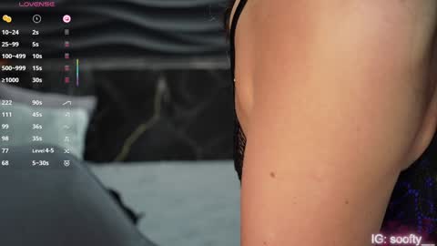 Erika online show from 01-28-25, 01:38