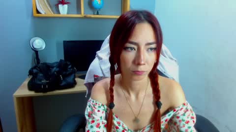 Snapshot of erika_stevens chatting on 01-15-25, 11:30 E R I K A - SAGITARIO..... online show from 01-15-25, 11:30