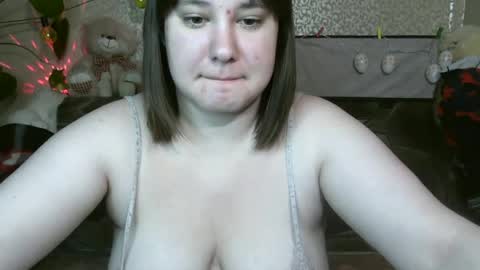 Snapshot of erikatwins chatting on 07-20-26, 05:11 Erika online show from 07-20-26, 05:11