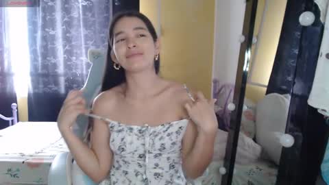 erina_1 online show from 10-03-25, 04:04