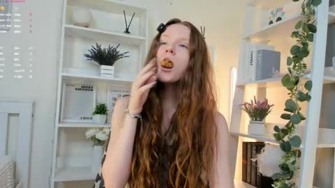 Sofia online show from 04-09-26, 08:53