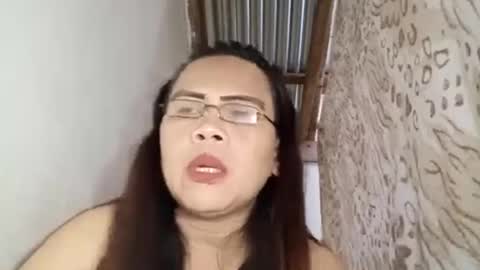 Snapshot of ermajoy chatting on 10-25-25, 06:43 ermajoy online show from 10-25-25, 06:43