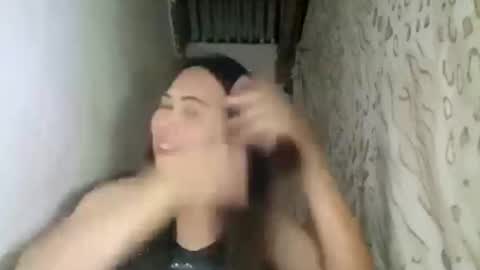 Snapshot of ermajoy chatting on 10-30-25, 10:27 ermajoy online show from 10-30-25, 10:27