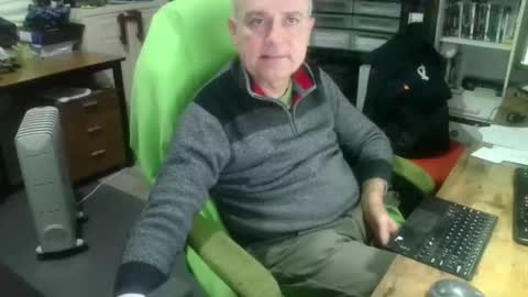 ernello online show from 10-23-25, 05:33