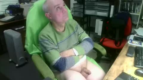 ernello online show from 12-13-25, 09:31