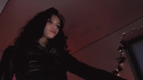 Snapshot of erohaze chatting on 09-24-25, 03:26 erohaze online show from 09-24-25, 03:26