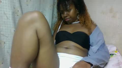 erolinee online show from 09-13-25, 03:56