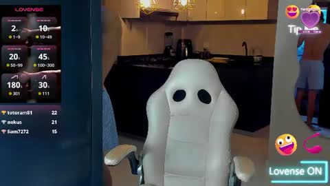 eros_becker_ online show from 08-10-26, 05:44